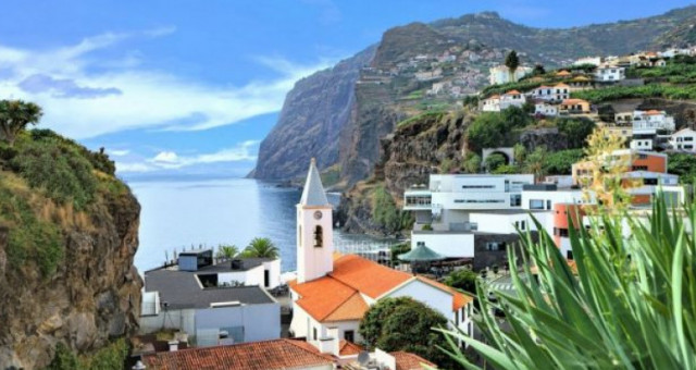 Madeira, az örök tavasz szigete - csoportos út magyar idegenvezetővel 2023.05.28-06.04.
